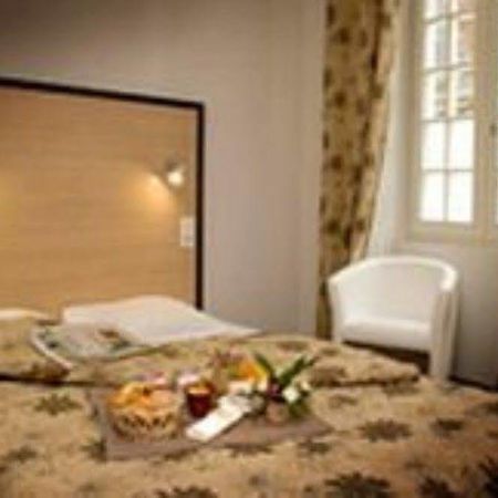 Hotel Du Commerce Navarrenx Zewnętrze zdjęcie